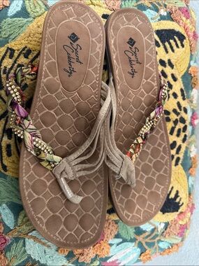 Tan Braided Thong Sandals with Multicolor Accent